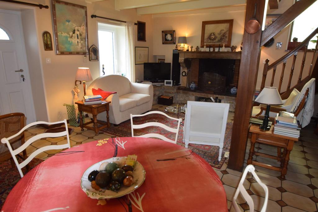 L' Esterlanges Suite Famille 2 Chambres 4 Personnes Proche Puydufou Saint-Vincent-Sterlanges Buitenkant foto